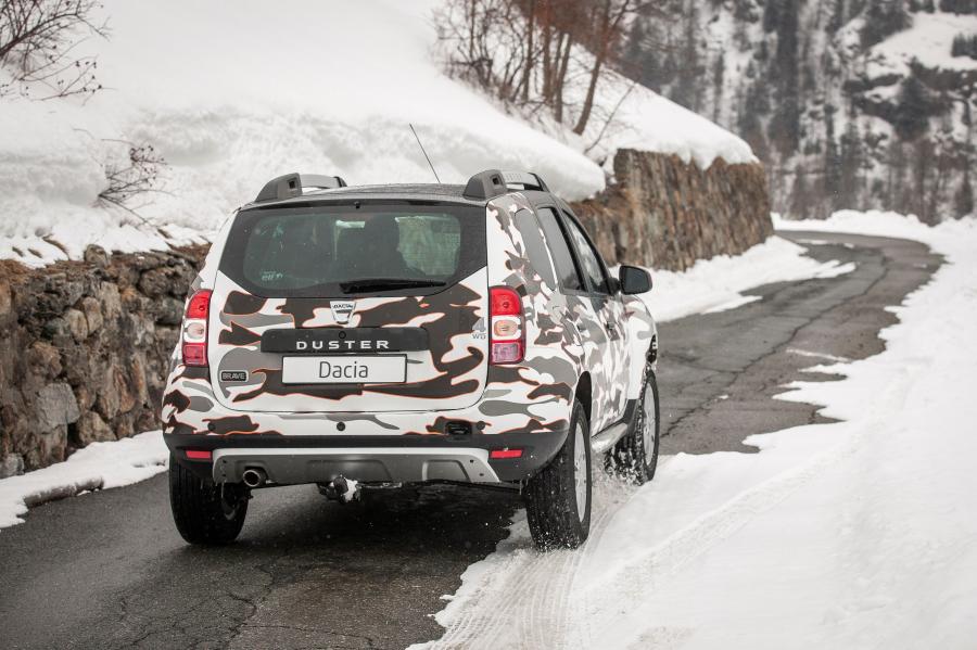  Dacia Duster Brave 2014 года  (IT) (фото 16 из 42)